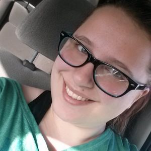 Meet your Posher, Lia